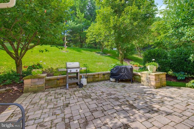 20 CEDAR CHASE DR, Mountville, PA 17554