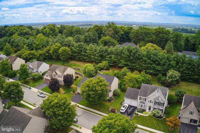 20 CEDAR CHASE DR, Mountville, PA 17554