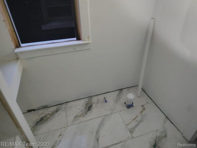 7439 Dexter Avenue, Detroit, MI 48206