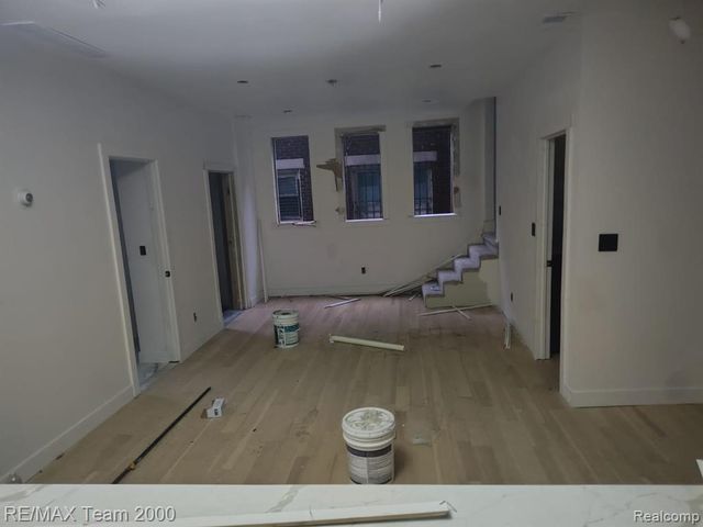 7439 Dexter Avenue, Detroit, MI 48206