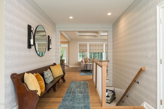 4 Angeles Avenue, Wilton, NY 12866