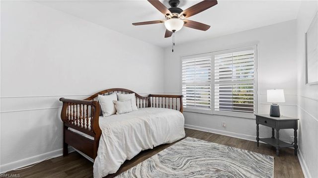 4515 Lakewood BLVD, Naples, FL 34112