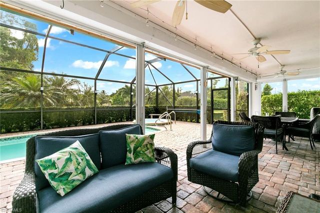 4515 Lakewood BLVD, Naples, FL 34112