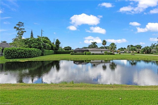 4515 Lakewood BLVD, Naples, FL 34112