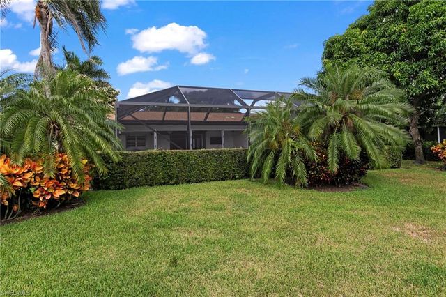 4515 Lakewood BLVD, Naples, FL 34112