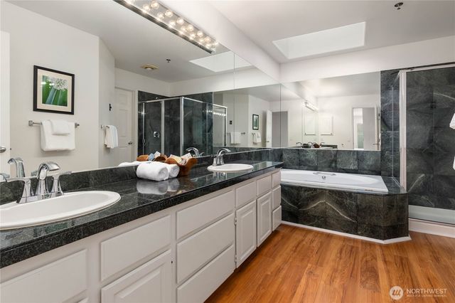 10142 NE 63rd Street, Kirkland, WA 98033