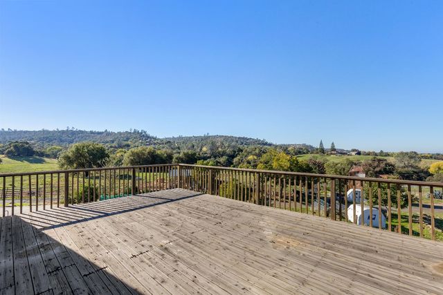 5875 Sycamore Hill Rd, Newcastle, CA 95658