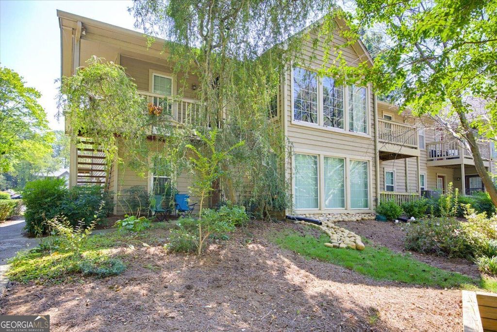 704 Country Park Drive, Smyrna, GA 30080 — exterior