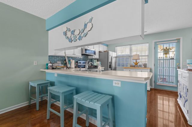 614 3rd Ave S Apt 5C, North Myrtle Beach, SC 29582