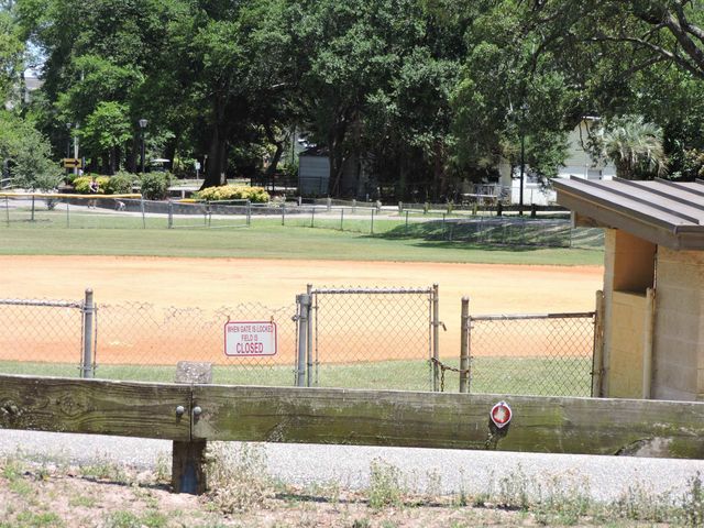 614 3rd Ave S Apt 5C, North Myrtle Beach, SC 29582