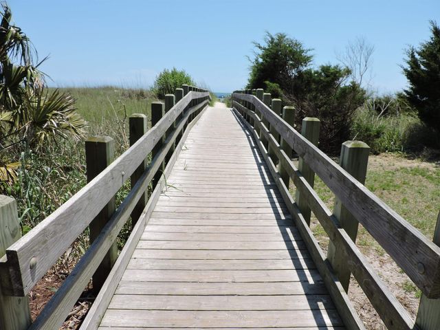 614 3rd Ave S Apt 5C, North Myrtle Beach, SC 29582