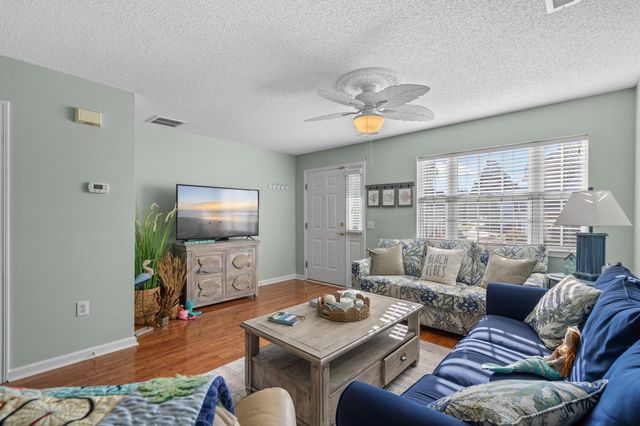 614 3rd Ave S Apt 5C, North Myrtle Beach, SC 29582