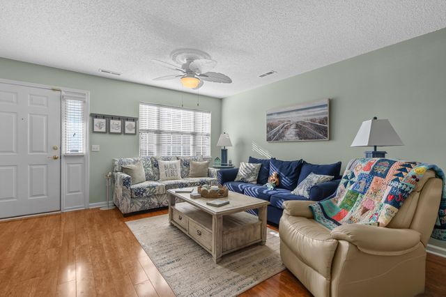614 3rd Ave S Apt 5C, North Myrtle Beach, SC 29582
