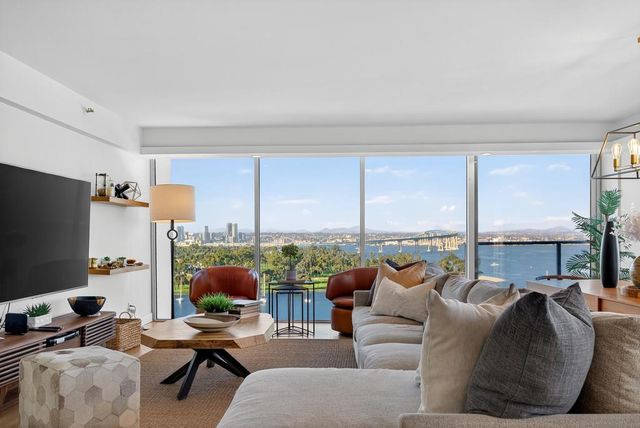 1810 Avenida Del Mundo 1503, Coronado, CA 92118