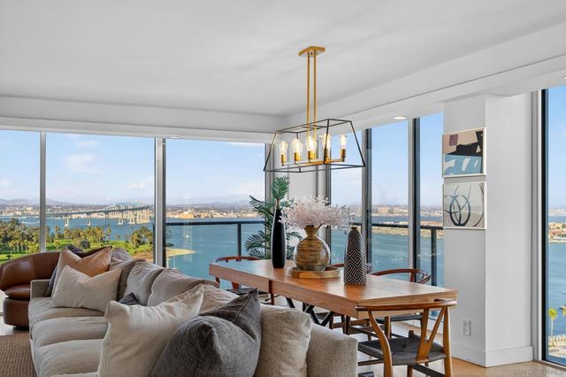 1810 Avenida Del Mundo 1503, Coronado, CA 92118