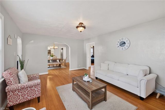 205 Granby Park DR, Norfolk, VA 23505