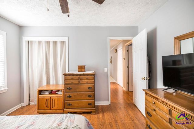 188 E Lewis Street, Cochran, GA 31014