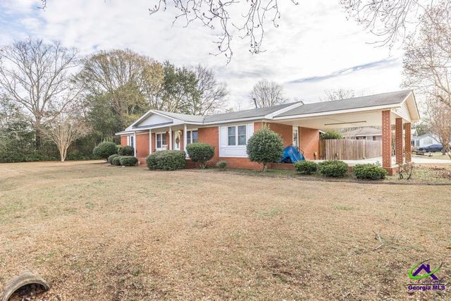 188 E Lewis Street, Cochran, GA 31014