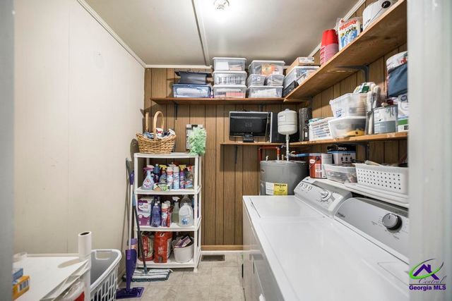 188 E Lewis Street, Cochran, GA 31014