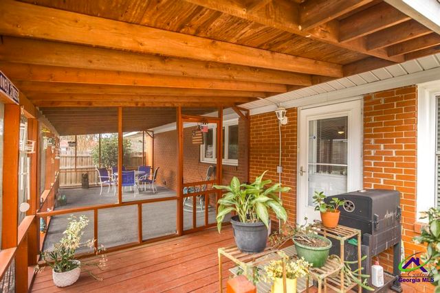 188 E Lewis Street, Cochran, GA 31014