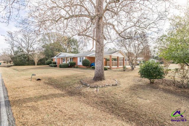 188 E Lewis Street, Cochran, GA 31014