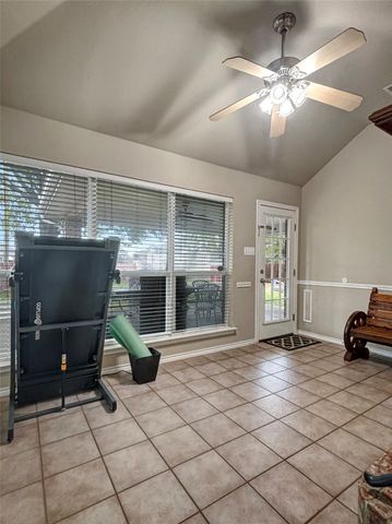 86 Bridgewood Drive, Mansfield, TX 76063