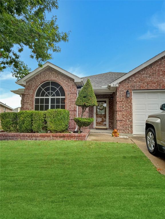 86 Bridgewood Drive, Mansfield, TX 76063