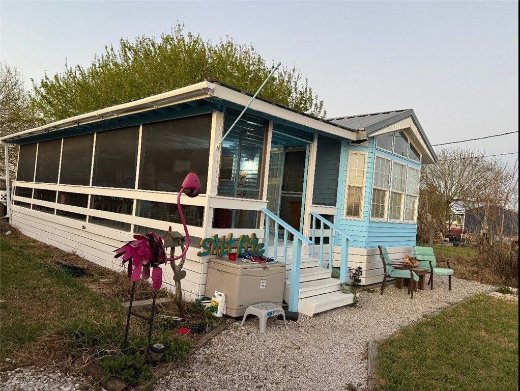 214 Catalina, Rockport, TX 78382 — exterior