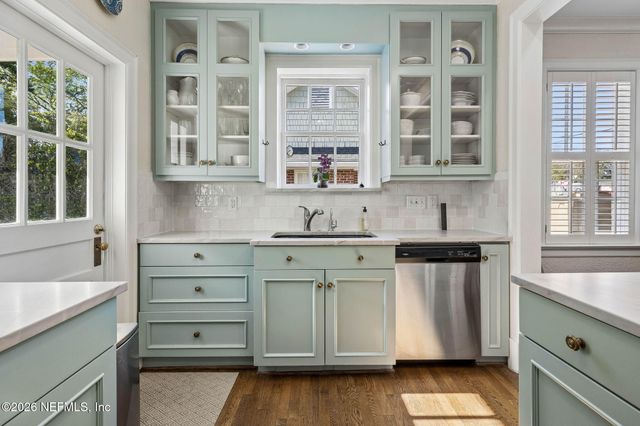 2736 SOUTHWOOD Lane, Jacksonville, FL 32207