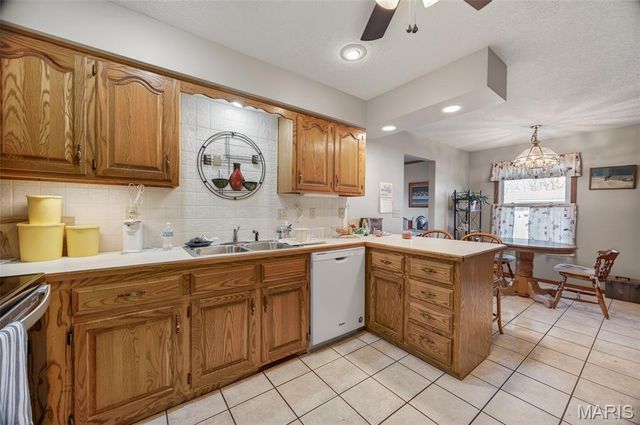 301 Planeview Avenue, Lebanon, MO 65536