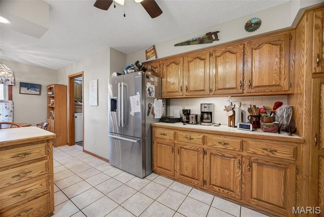 301 Planeview Avenue, Lebanon, MO 65536