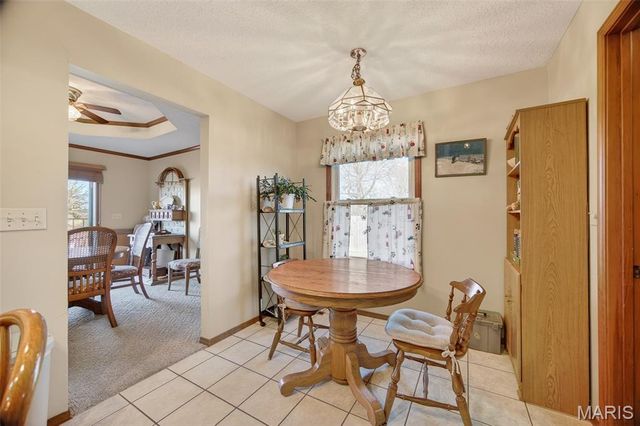 301 Planeview Avenue, Lebanon, MO 65536