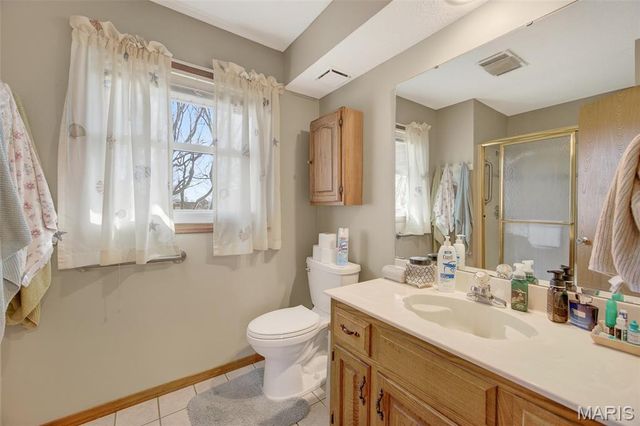 301 Planeview Avenue, Lebanon, MO 65536