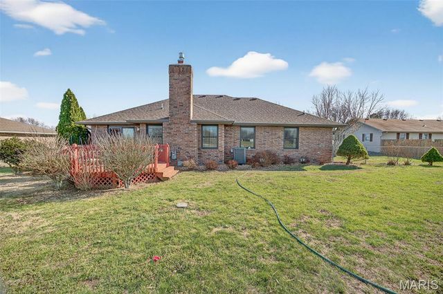 301 Planeview Avenue, Lebanon, MO 65536