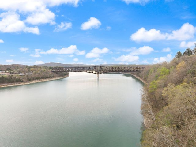 116 Timberlake Drive, Bronston, KY 42518