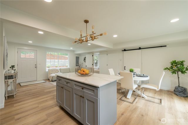 15811 180th Avenue NE, Woodinville, WA 98072