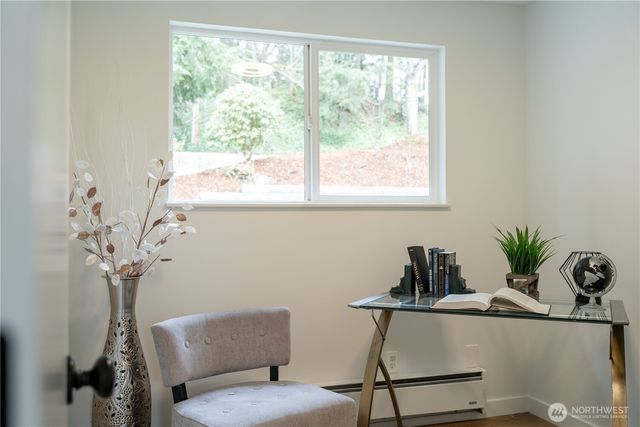 15811 180th Avenue NE, Woodinville, WA 98072