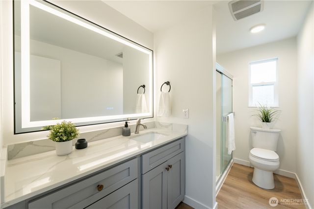 15811 180th Avenue NE, Woodinville, WA 98072