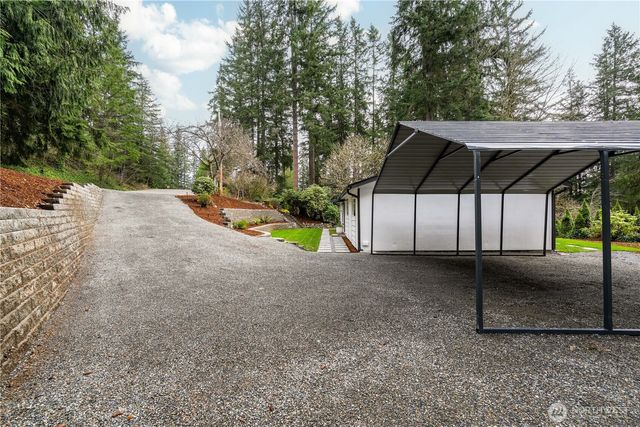 15811 180th Avenue NE, Woodinville, WA 98072