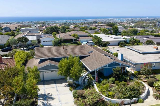 2715 Island View Drive, Corona Del Mar, CA 92625