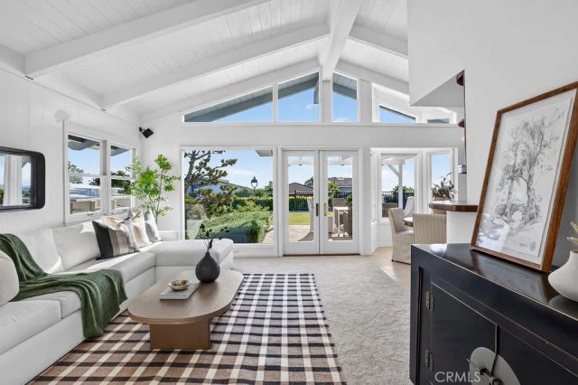 2715 Island View Drive, Corona Del Mar, CA 92625