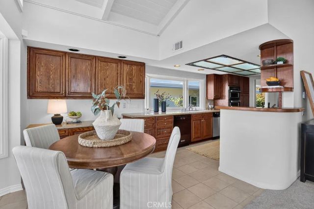 2715 Island View Drive, Corona Del Mar, CA 92625