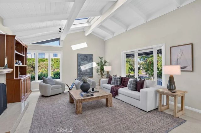 2715 Island View Drive, Corona Del Mar, CA 92625