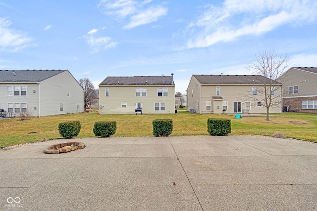 14187 Refreshing Garden Lane, Fishers, IN 46038