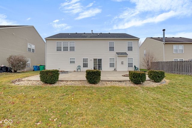 14187 Refreshing Garden Lane, Fishers, IN 46038