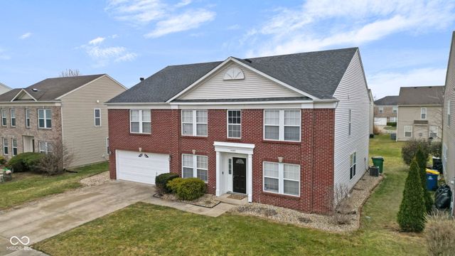 14187 Refreshing Garden Lane, Fishers, IN 46038