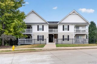 2430 Tellicherry Drive 200C, St Louis, MO 63125