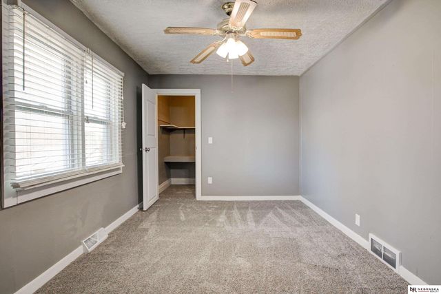 4227 Ohio Street, Omaha, NE 68111