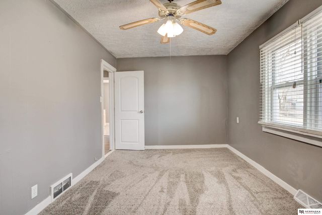 4227 Ohio Street, Omaha, NE 68111