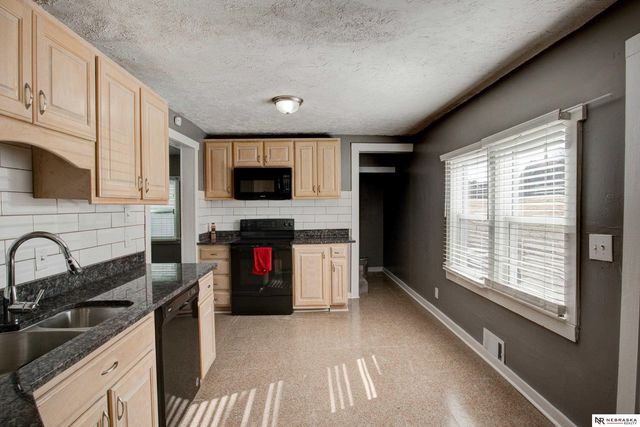 4227 Ohio Street, Omaha, NE 68111